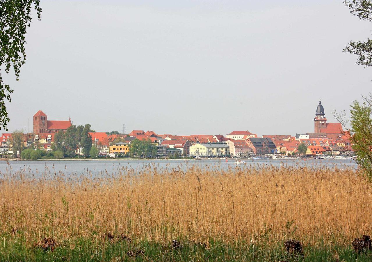 Ferienhaus Mit Separater Wohnung Waren See 9441 외부 사진